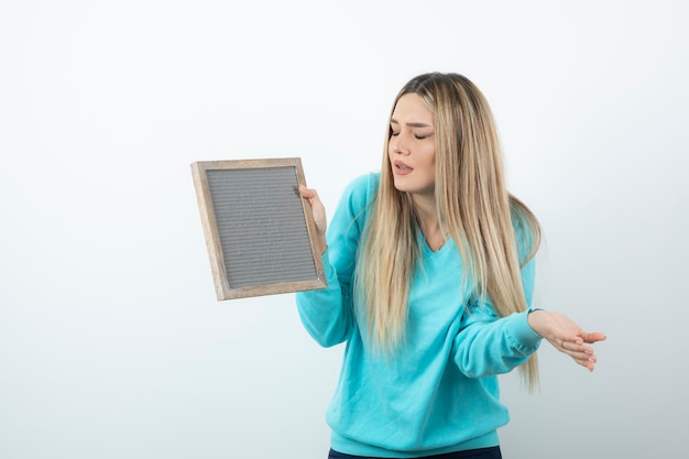 Jak obliczyć wartość EP w analizie finansowej?