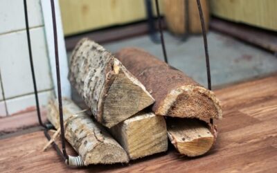 Jak suszyć drewno kominkowe w domowych warunkach?