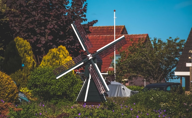 Jak zrobić własny wiatrak prądotwórczy w domowych warunkach?