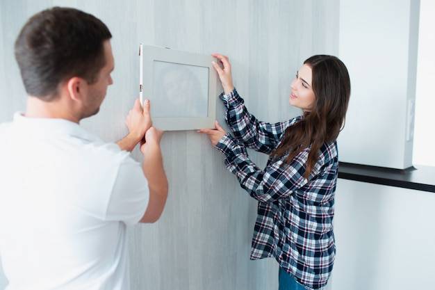 Jak podłączyć domową elektrownię wiatrową do instalacji elektrycznej?